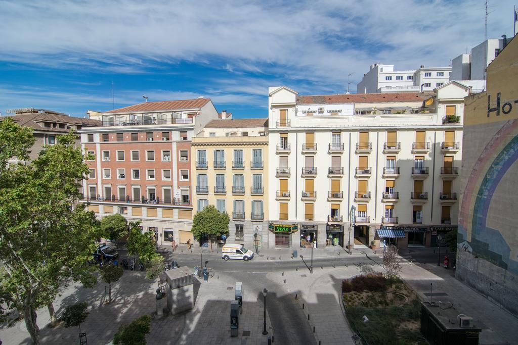 Petit Palace Plaza Del Carmen Madrid Bagian luar foto